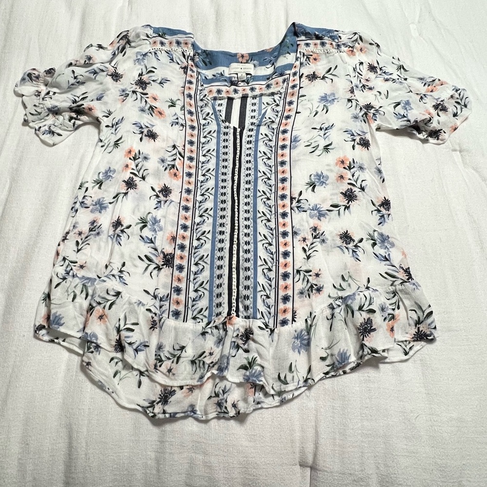 Pretty Blouse